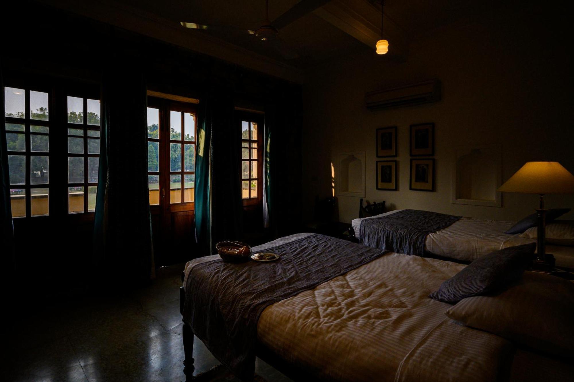 Hotel Neemrana'S - Deo Bagh Gwalior Exterior foto