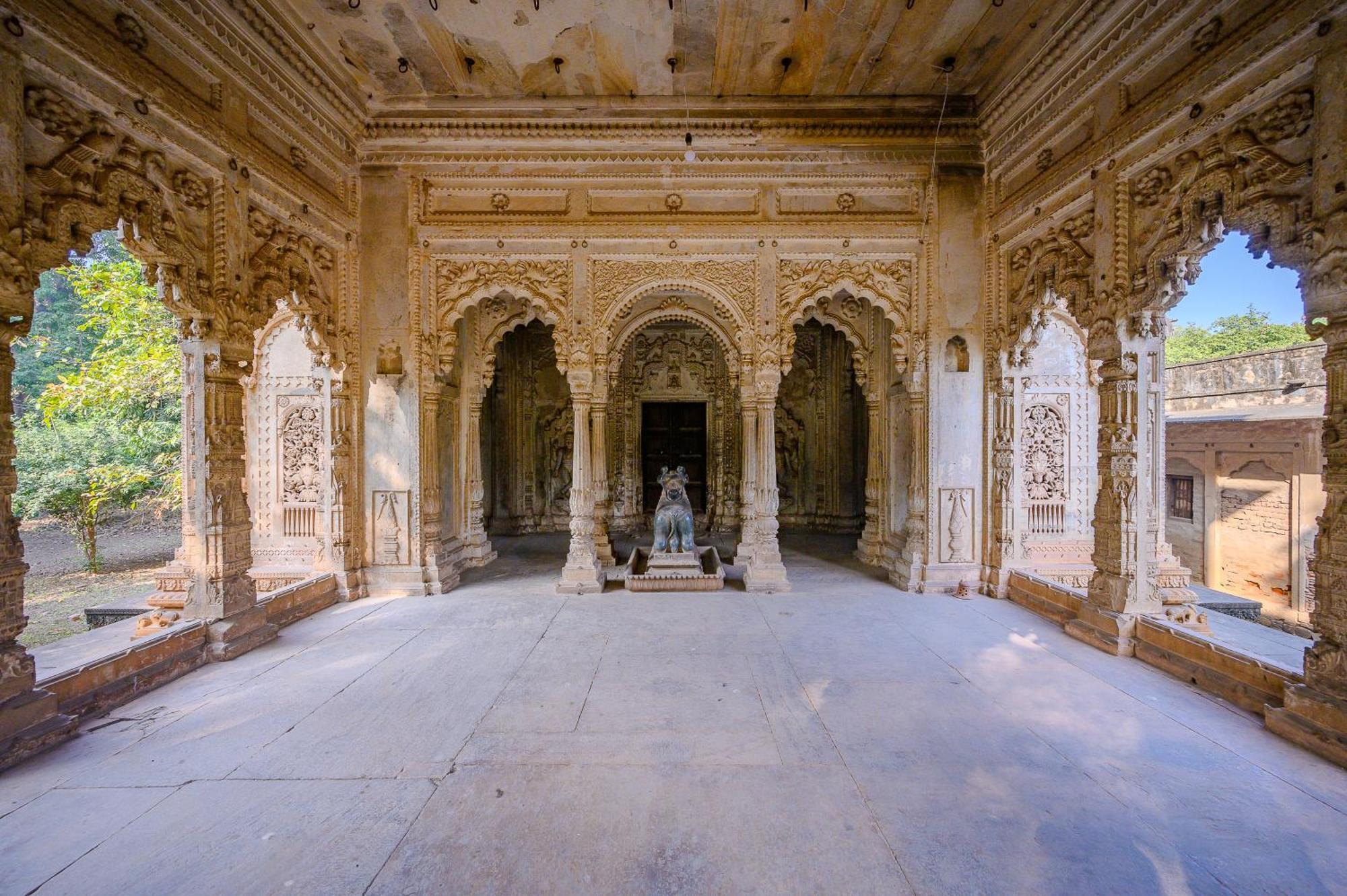 Hotel Neemrana'S - Deo Bagh Gwalior Exterior foto