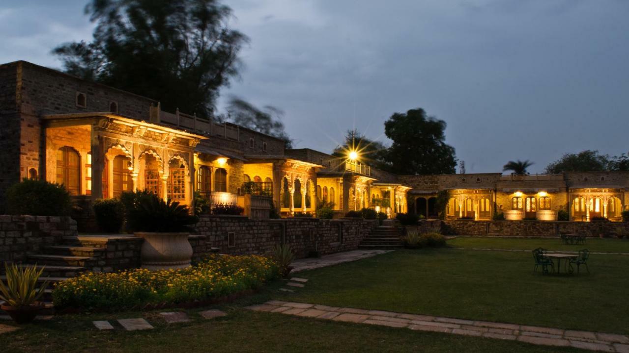 Hotel Neemrana'S - Deo Bagh Gwalior Exterior foto