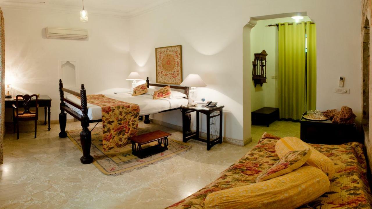 Hotel Neemrana'S - Deo Bagh Gwalior Exterior foto